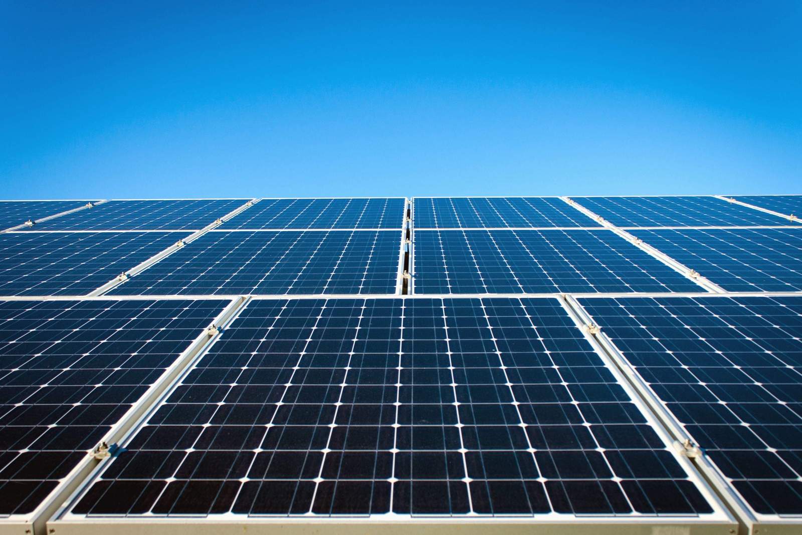 5-biggest-solar-farms-in-the-uk-2023-nxtgen-energy-ltd